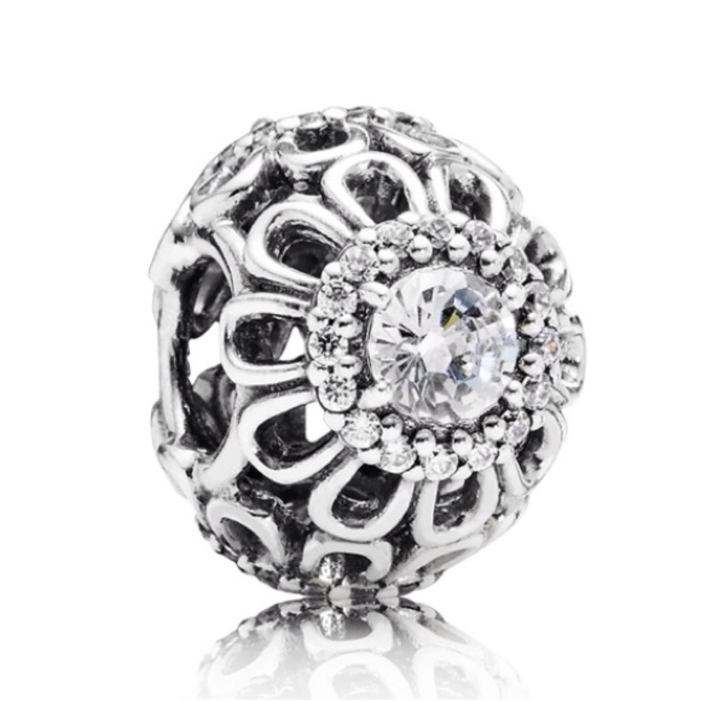 COPY - Pandora Flower Brilliance Charm